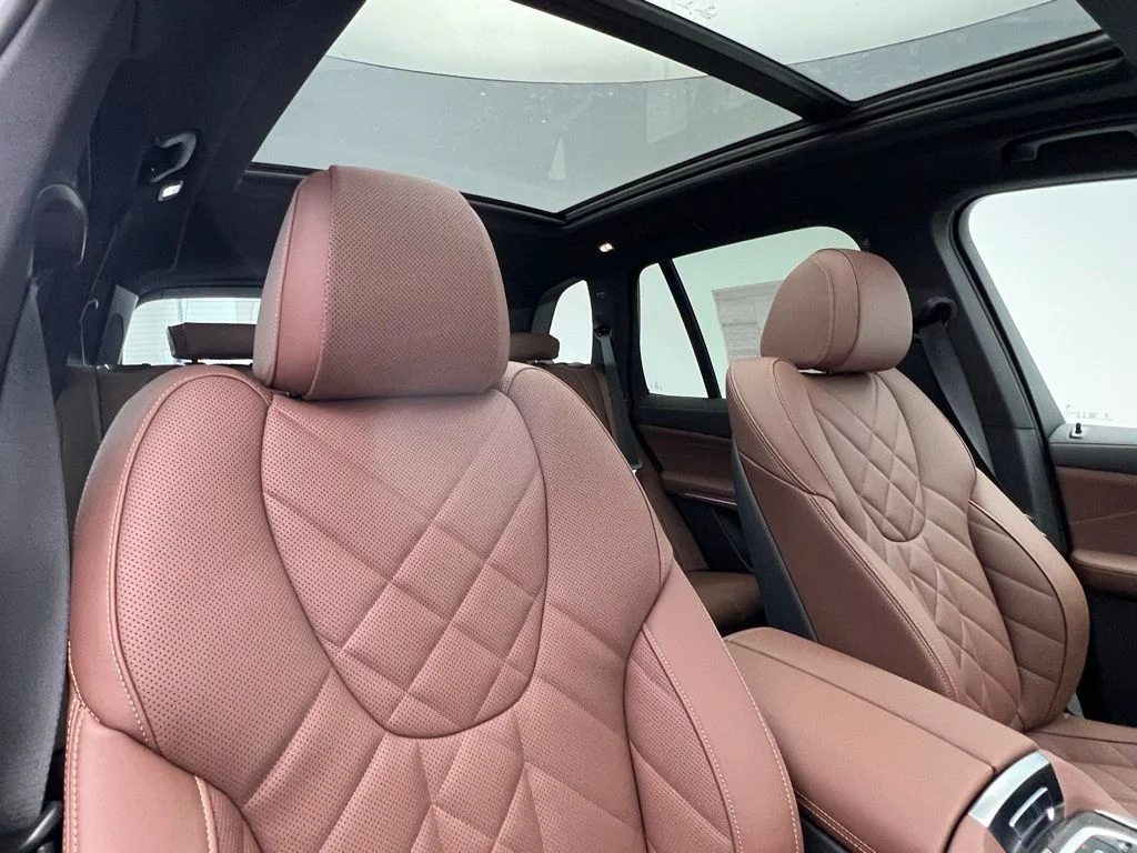 New 2026 Gray BMW xDrive40i image 7