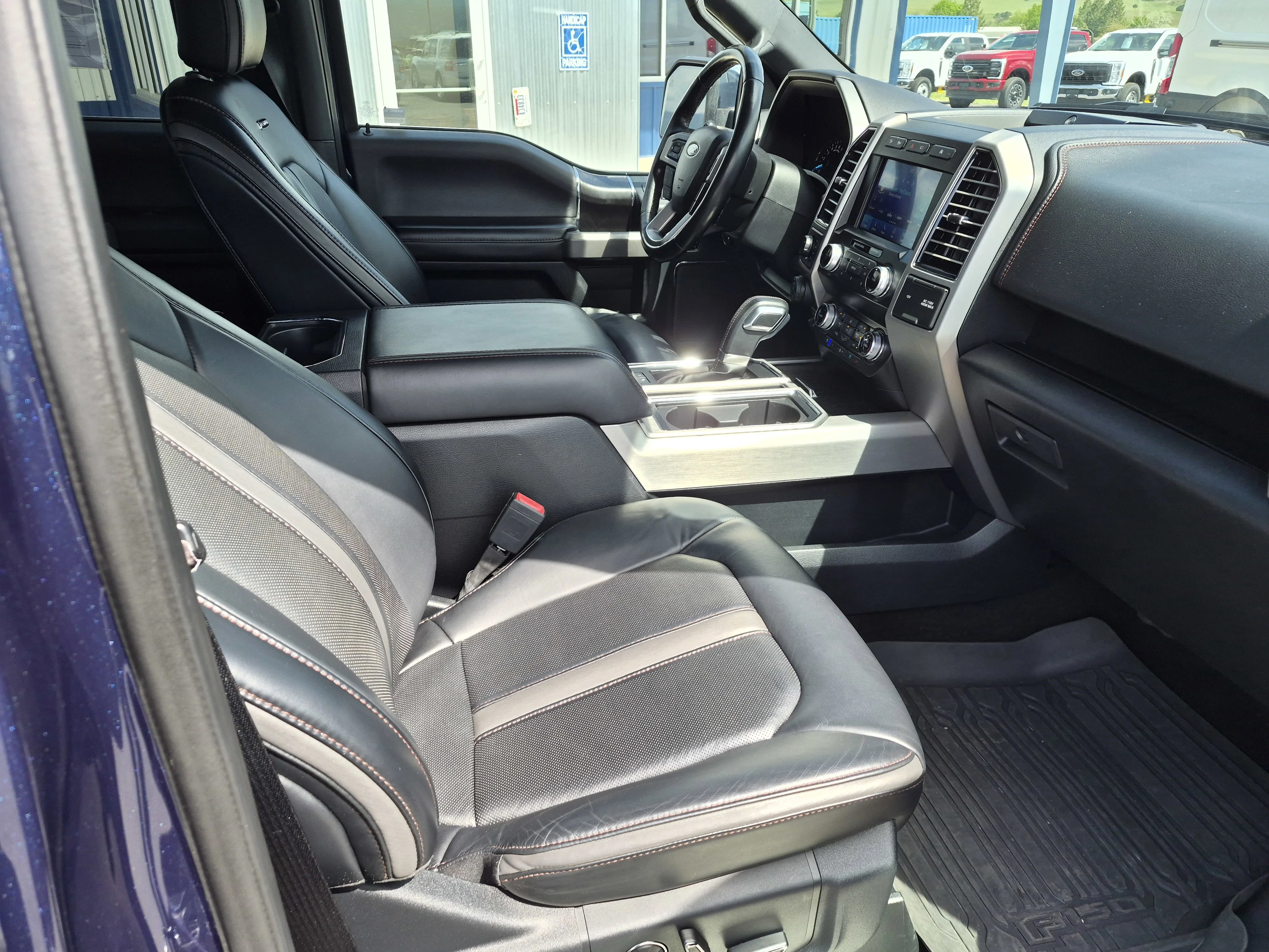 2020 Ford F-150 Platinum - Photo 12