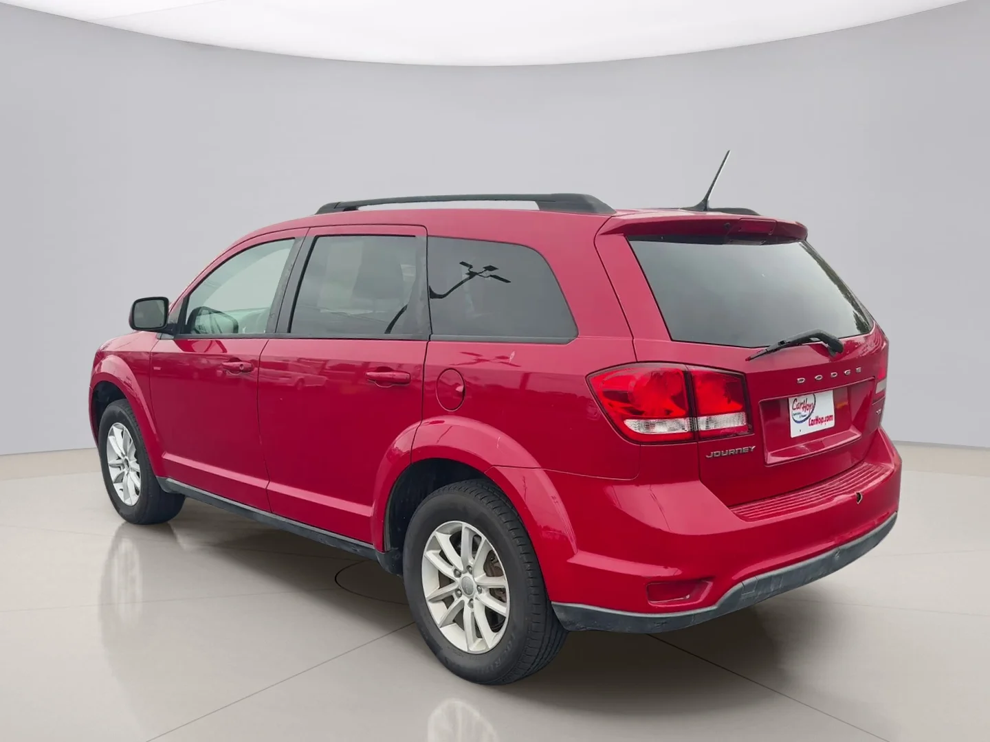 Used 2013 Red Dodge SXT image 3
