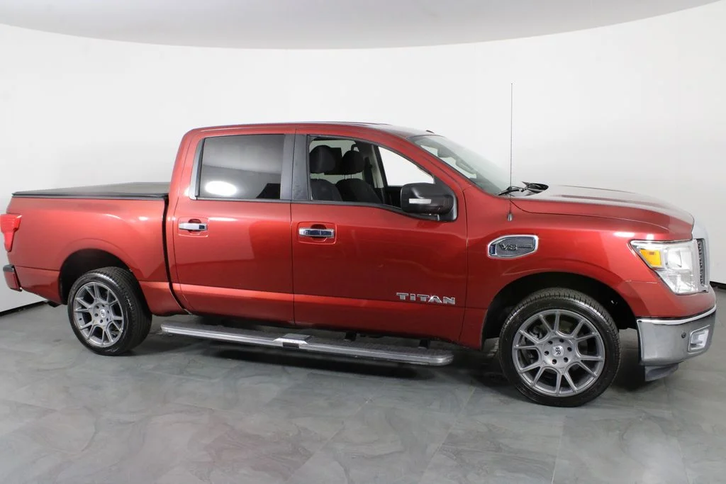 Used 2017 Red Nissan SV image 14