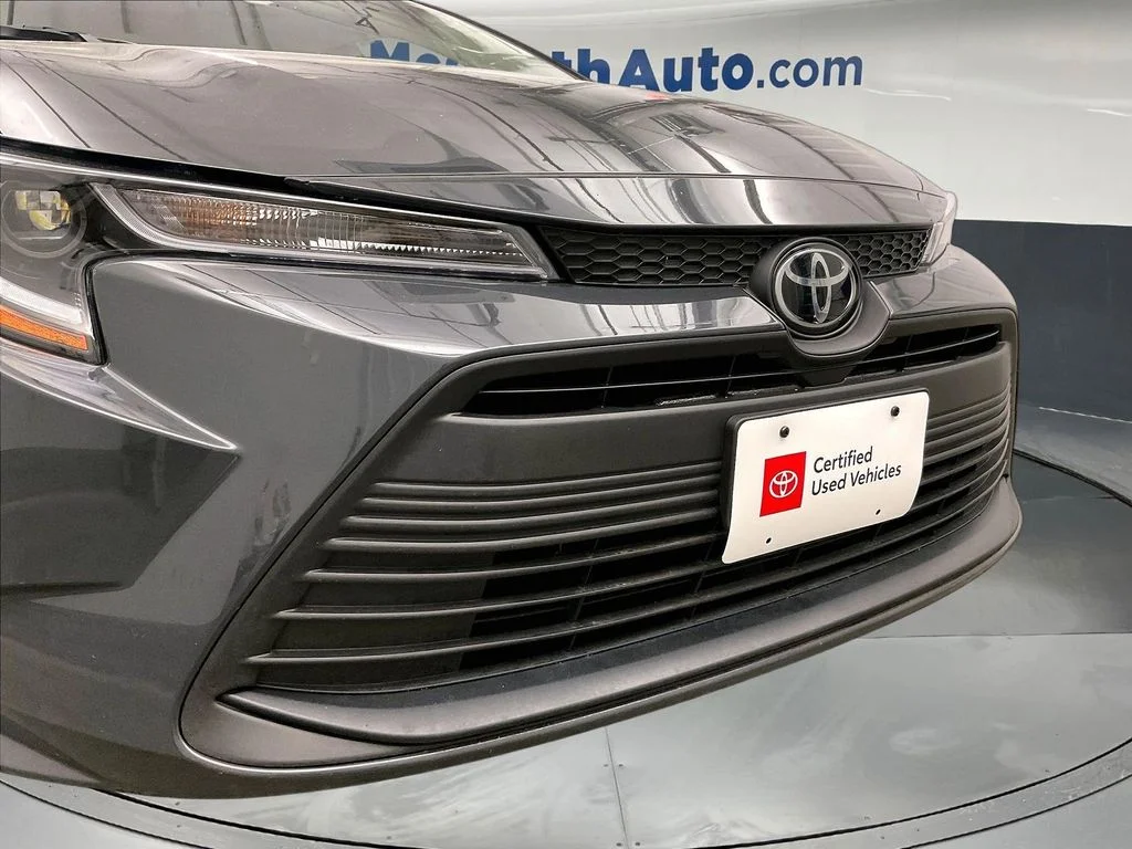 Used 2025 Gray Toyota LE image 33