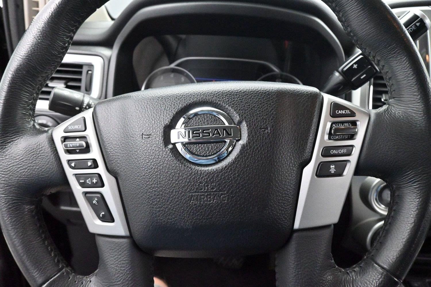 Used 2020 Super Black Nissan SV image 15