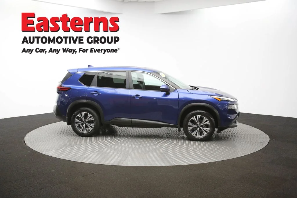 Used 2022 Blue Nissan SV image 44
