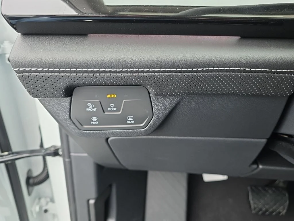 2026 Volkswagen Atlas SEL - Photo 16
