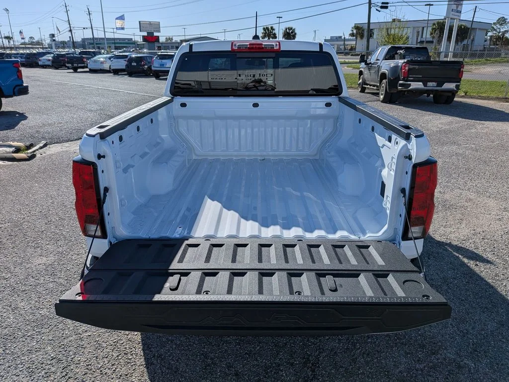 2026 Chevrolet Colorado LT - Photo 31