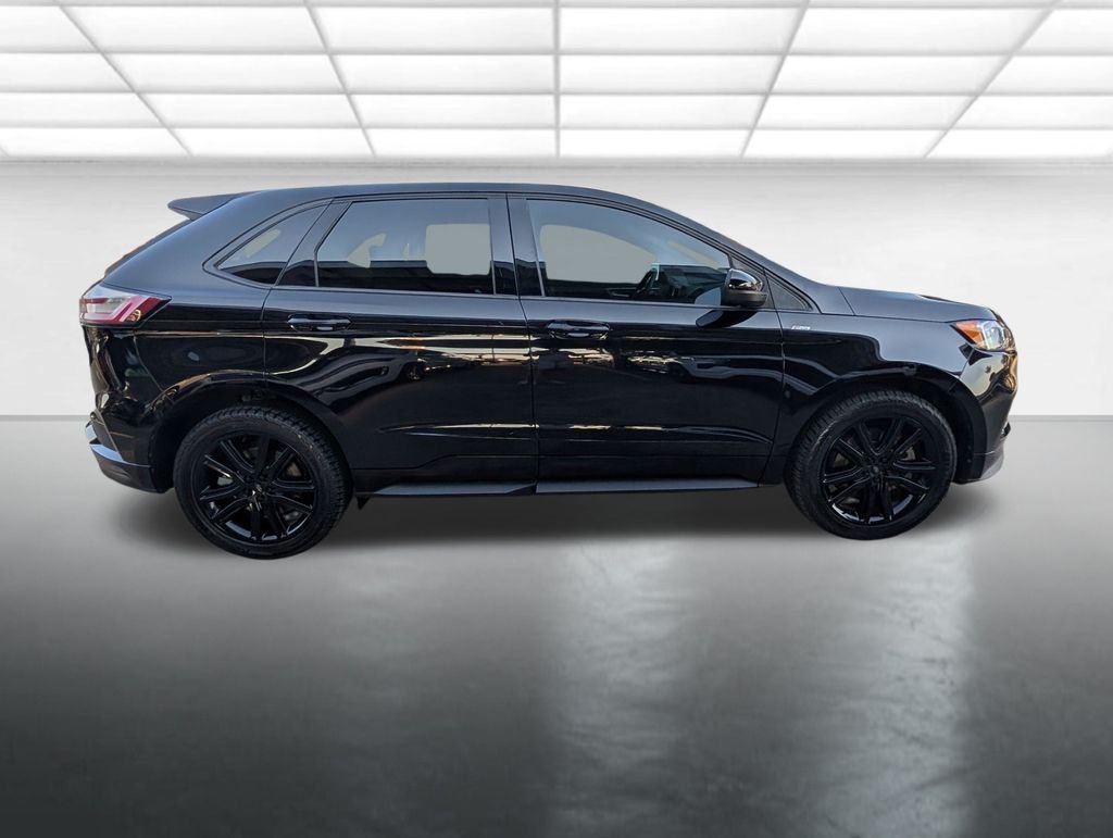 Used 2022 Black Ford ST-Line image 31