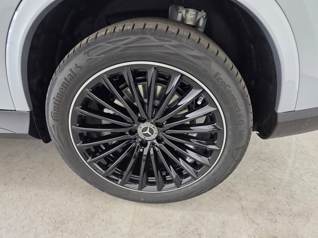New 2026 Cirrus Silver Metallic Mercedes-Benz GLC 300 image 27