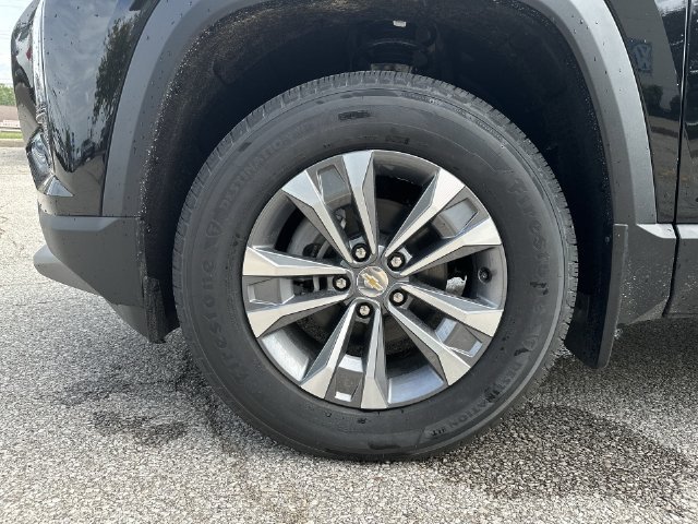2027 Chevrolet Equinox LT - Photo 18