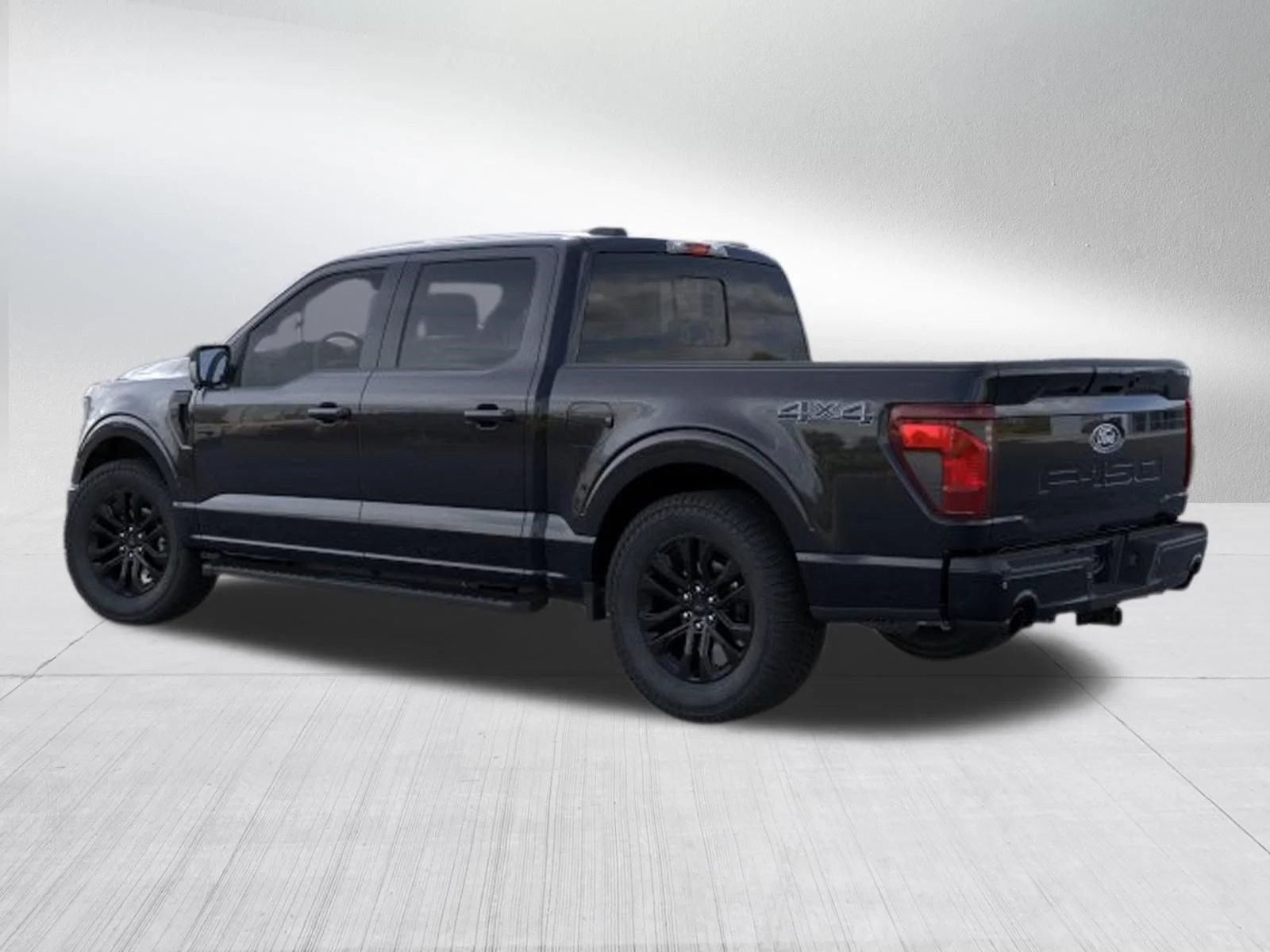 New 2026 Agate Black Metallic Ford XLT image 4