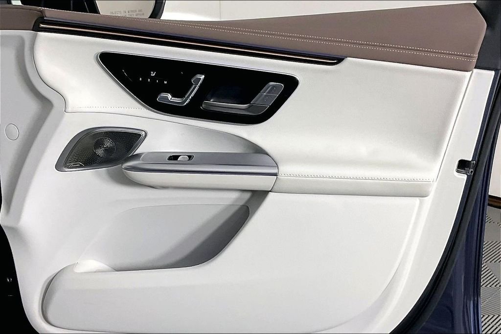 2023 Mercedes-Benz EQE SUV Base - Photo 16