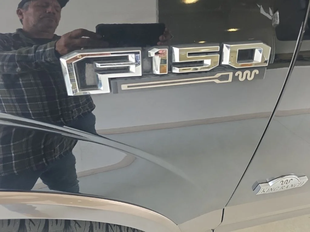 Used 2018 Shadow Black Ford King Ranch image 4