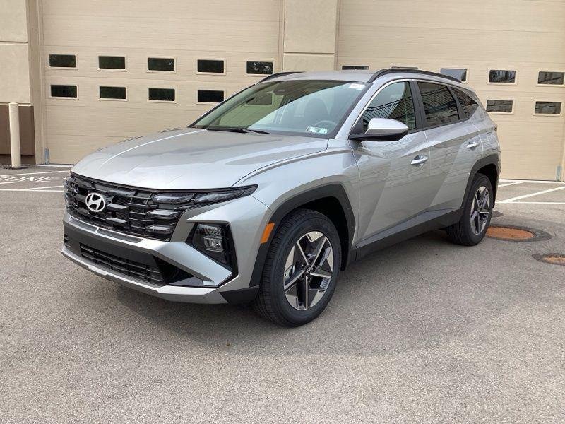 New 2026 Silver Hyundai SEL AWD image 3