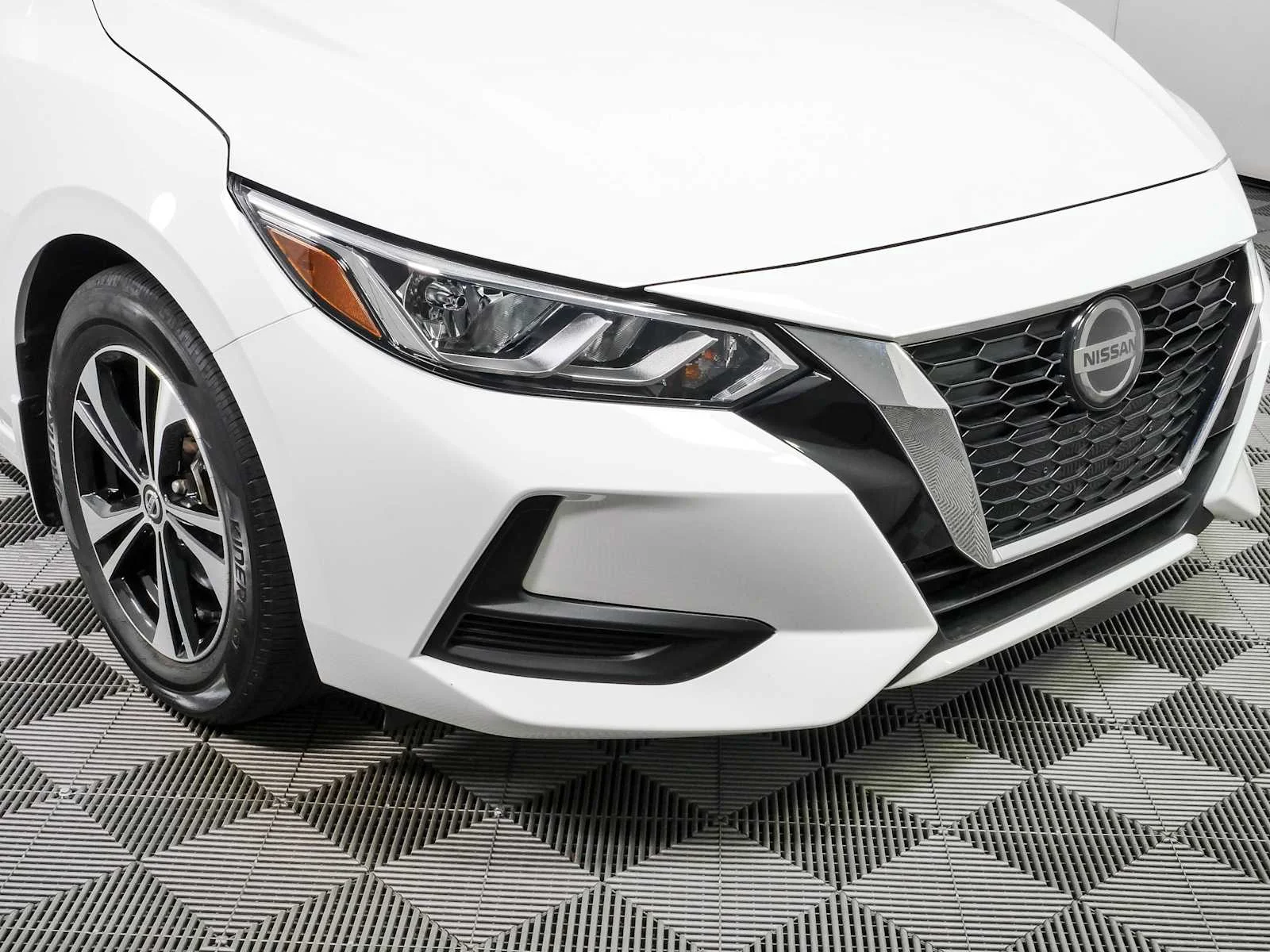Used 2023 Fresh Powder Nissan SV image 27