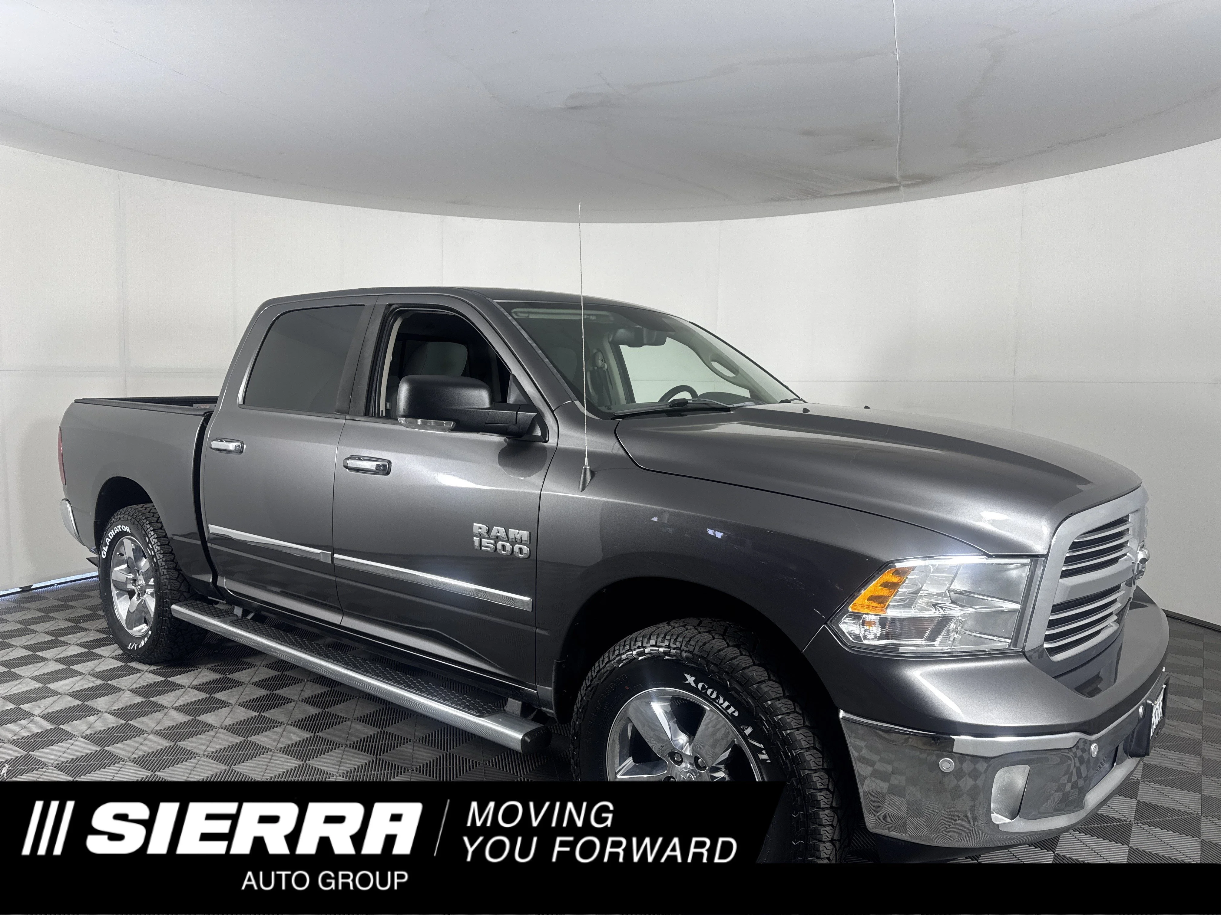 2016 RAM 1500 Big Horn 4x4 Crew Cab 5'7's photo