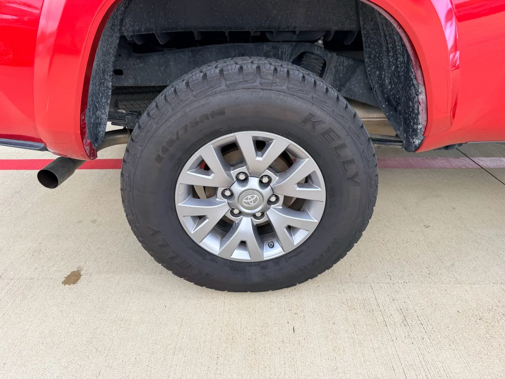 Used 2019 Barcelona Red Metallic Toyota SR5 image 30