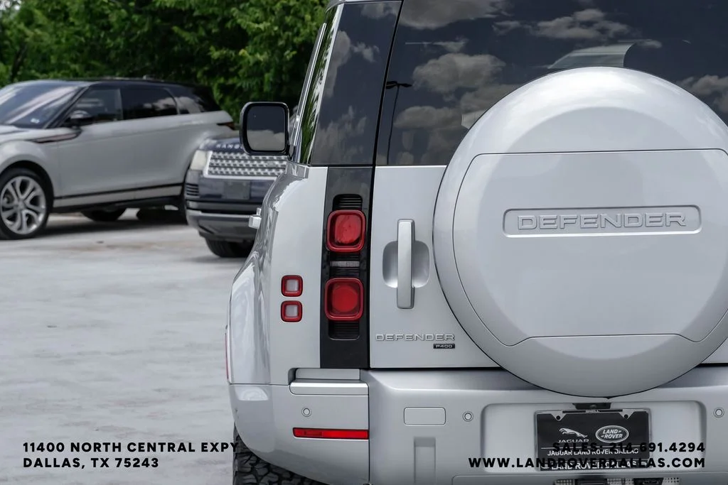 Used 2022 Hakuba Silver Metallic Land Rover XS Edition image 49