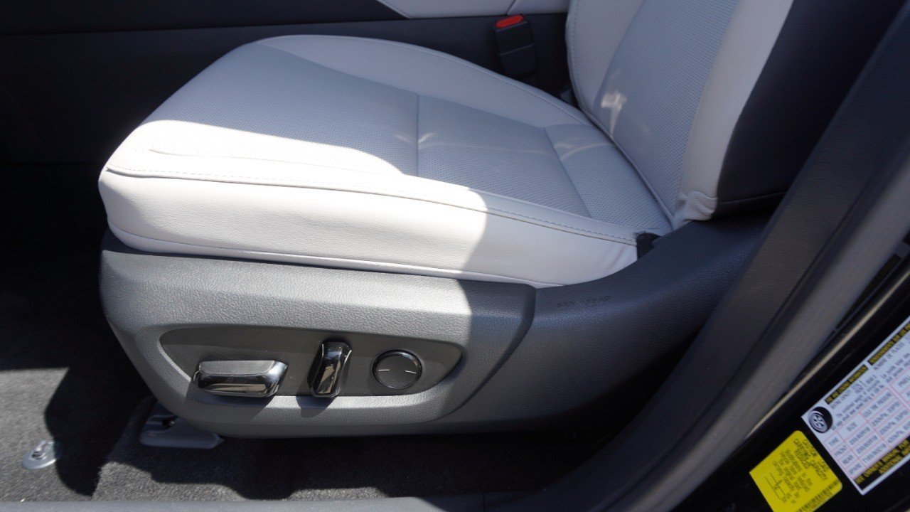 Certified Used 2024 Black Lexus RX 350 Premium image 23