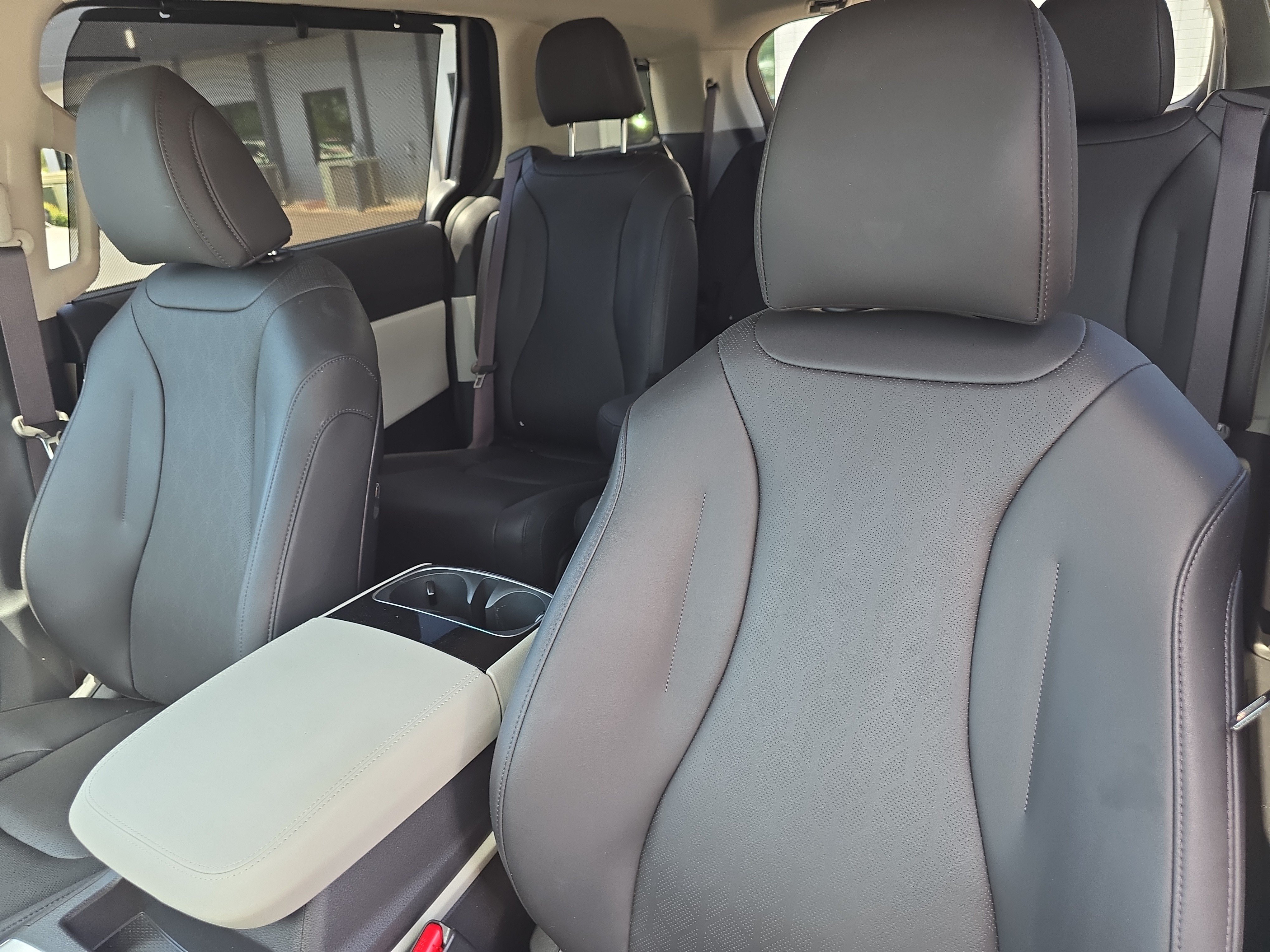 Certified Used 2024 Astra Blue Kia EX image 23