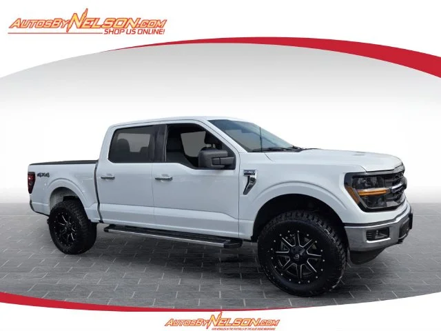Used 2025 White Ford XLT image 1