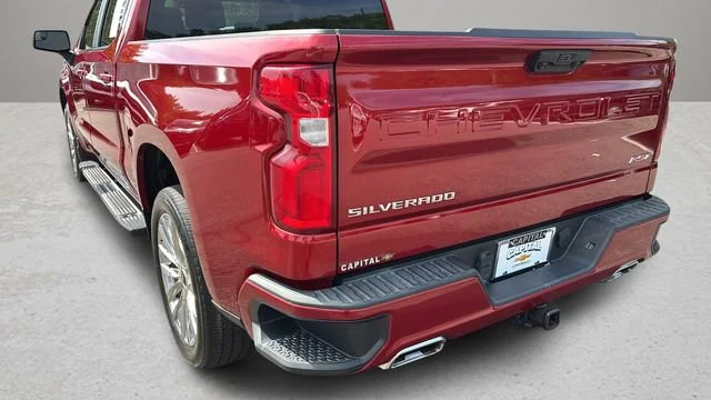 Used 2022 Cherry Red Tintcoat Chevrolet RST image 36