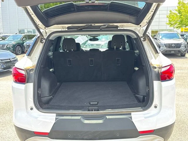 Used 2021 White Chevrolet LT image 13