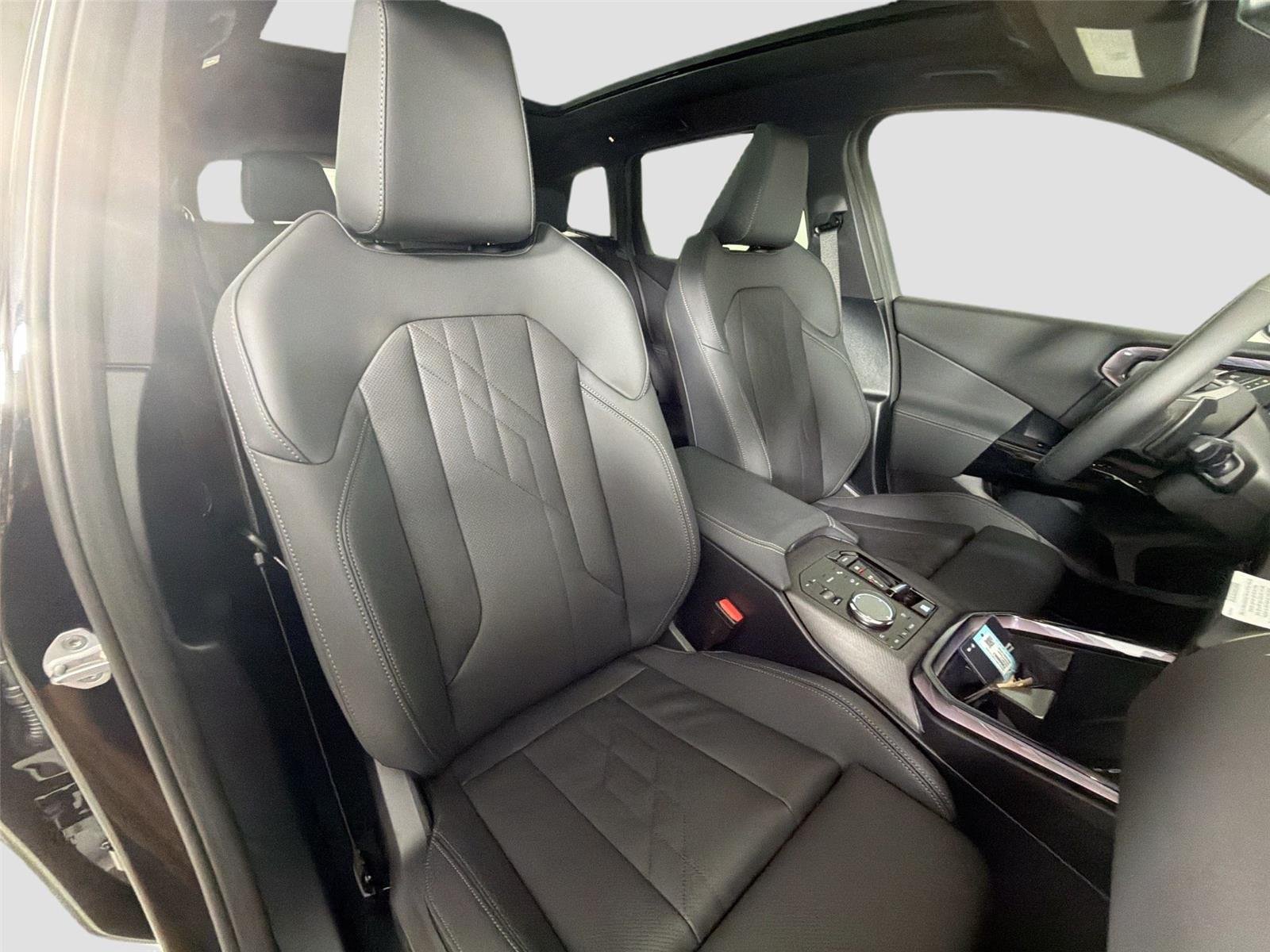 New 2026 Black Sapphire Metallic BMW 30 xDrive image 27