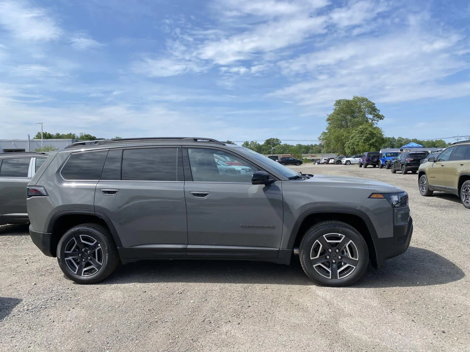 New 2026 Sting-Gray Clearcoat Jeep Limited image 2