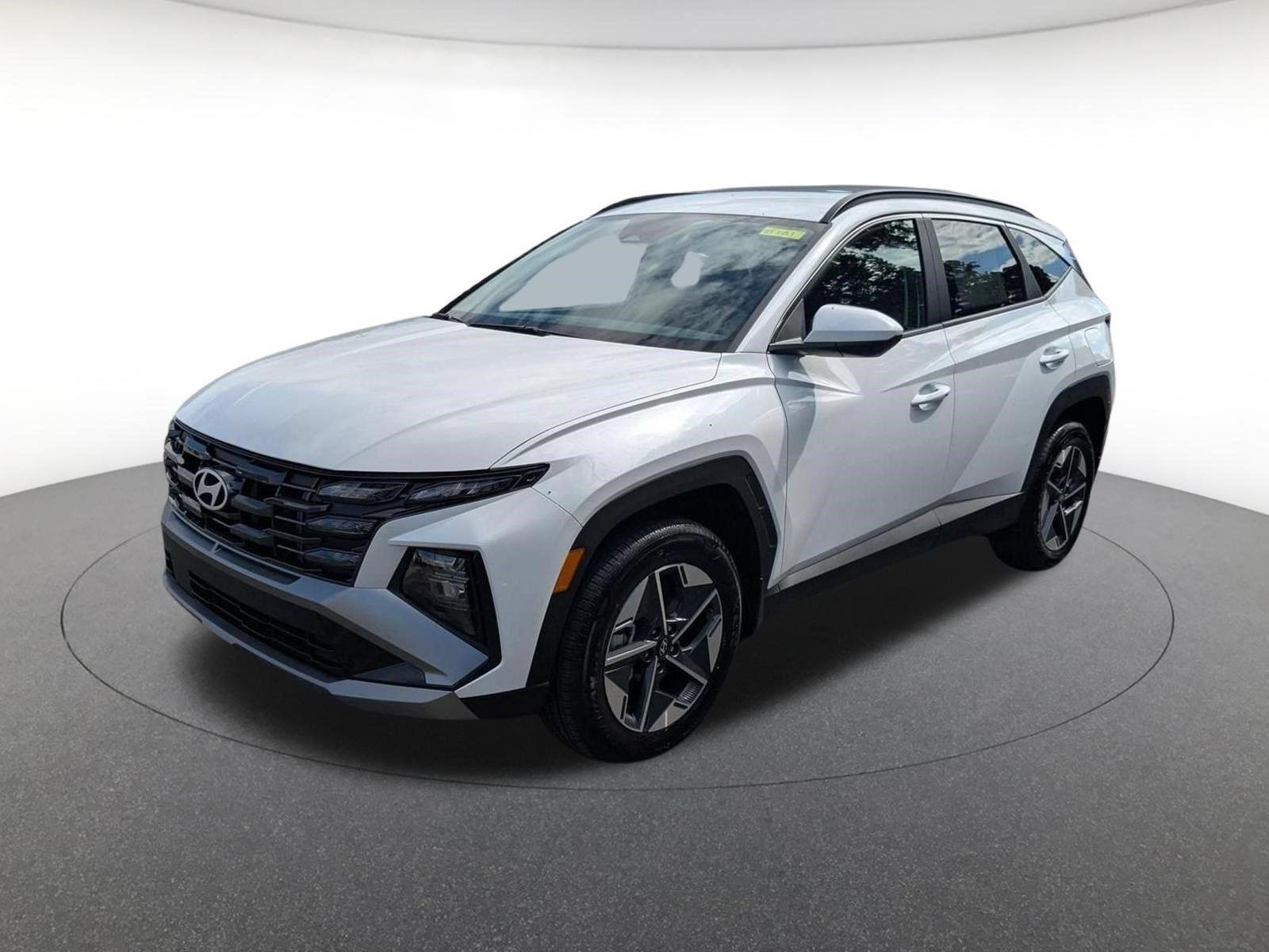 New 2026 Creamy White Pearl Hyundai SEL image 8