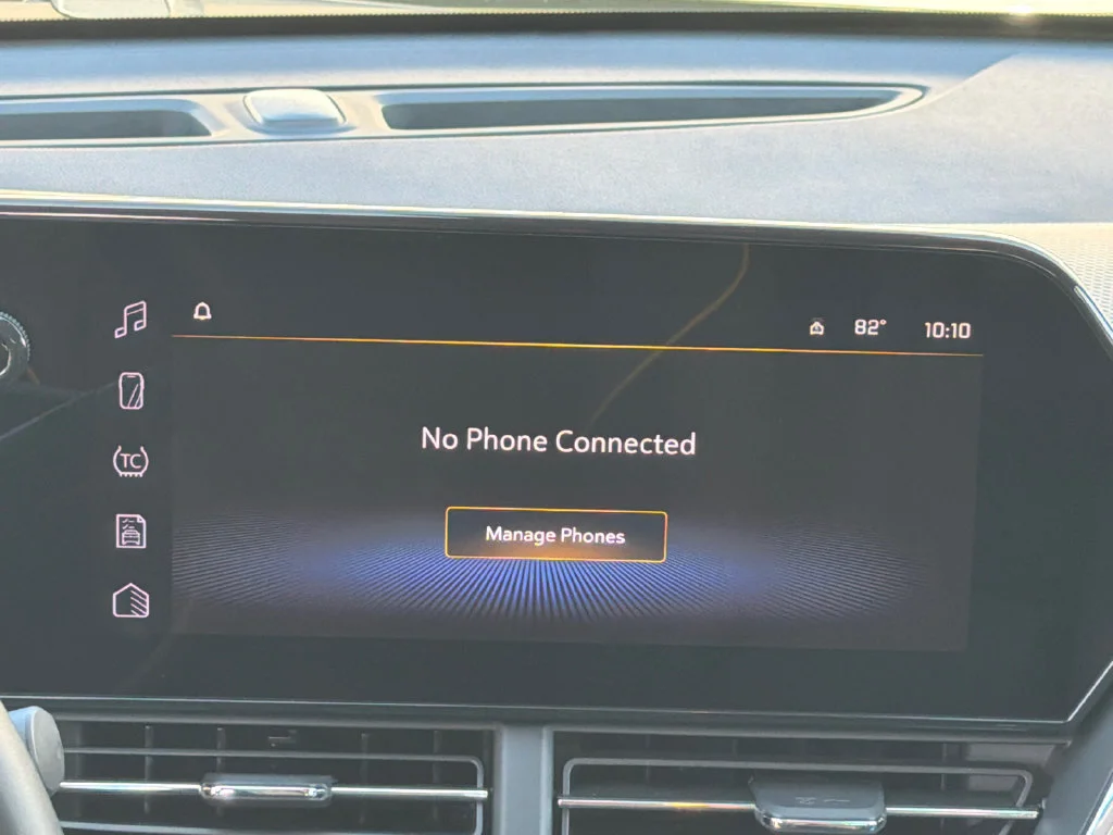 Used 2025 Green Chevrolet ACTIV image 27