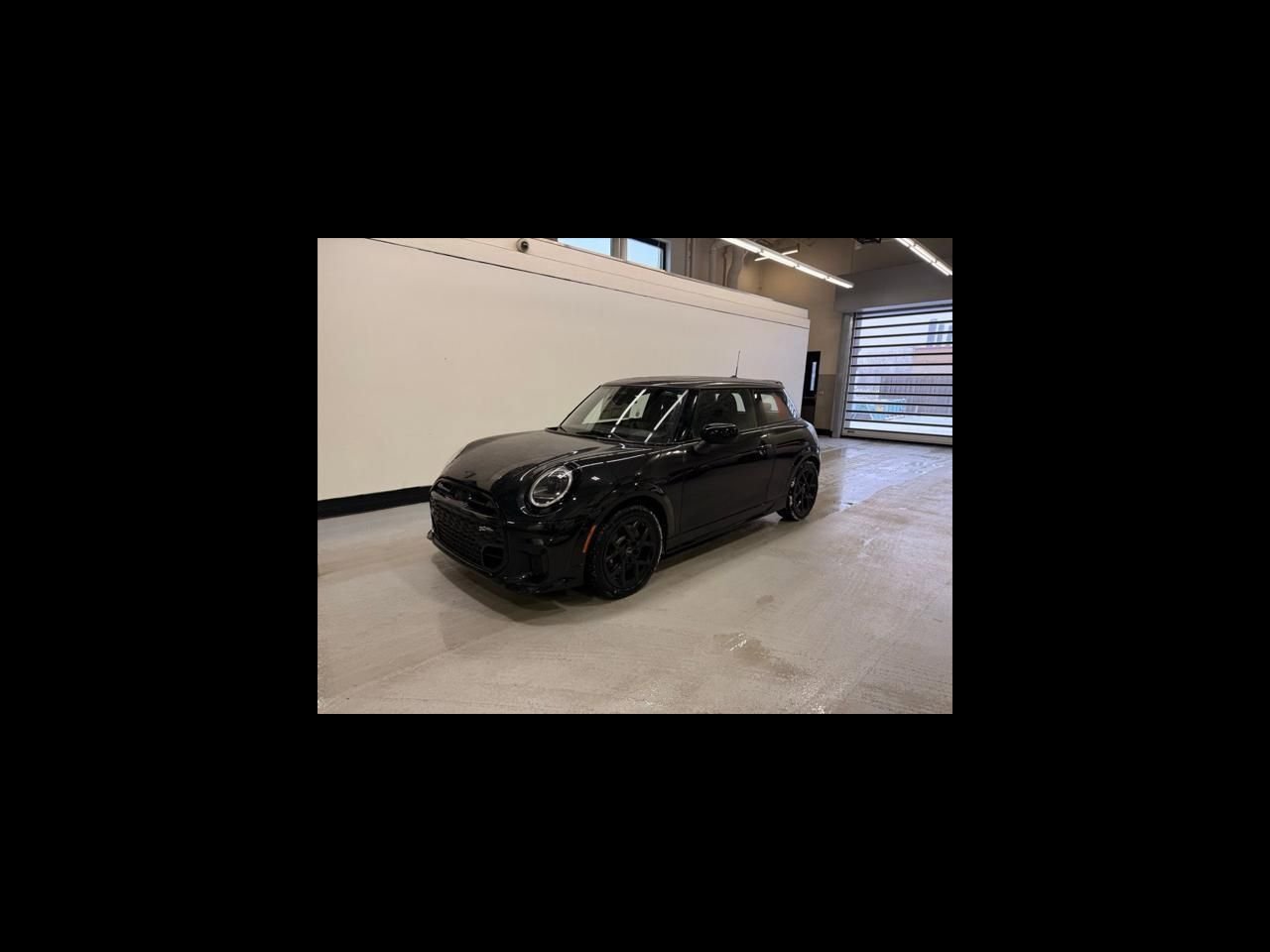 2026 MINI Hardtop Cooper S's photo