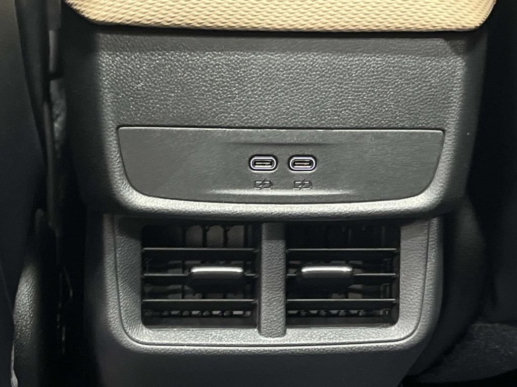 New 2027 Mosaic Black Metallic Chevrolet ACTIV image 15