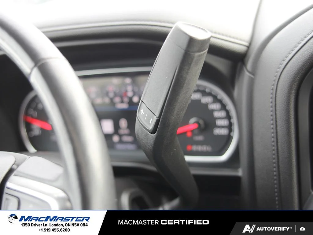 Used 2022  Chevrolet LTZ image 22