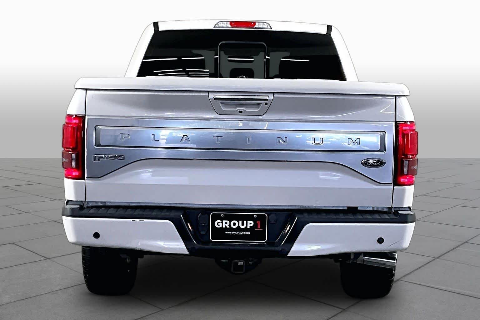 Used 2017 White Platinum Metallic Tri-Coat Ford Platinum image 5