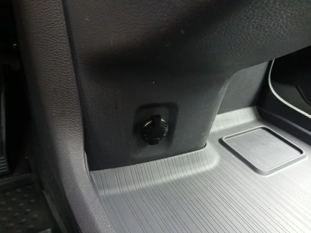Used 2023 Silver Toyota XLE image 28
