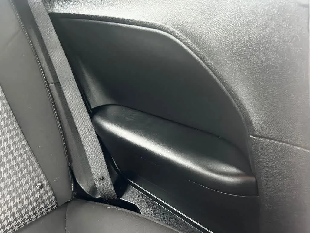 Used 2021 Triple Nickel Clearcoat Dodge R/T image 17