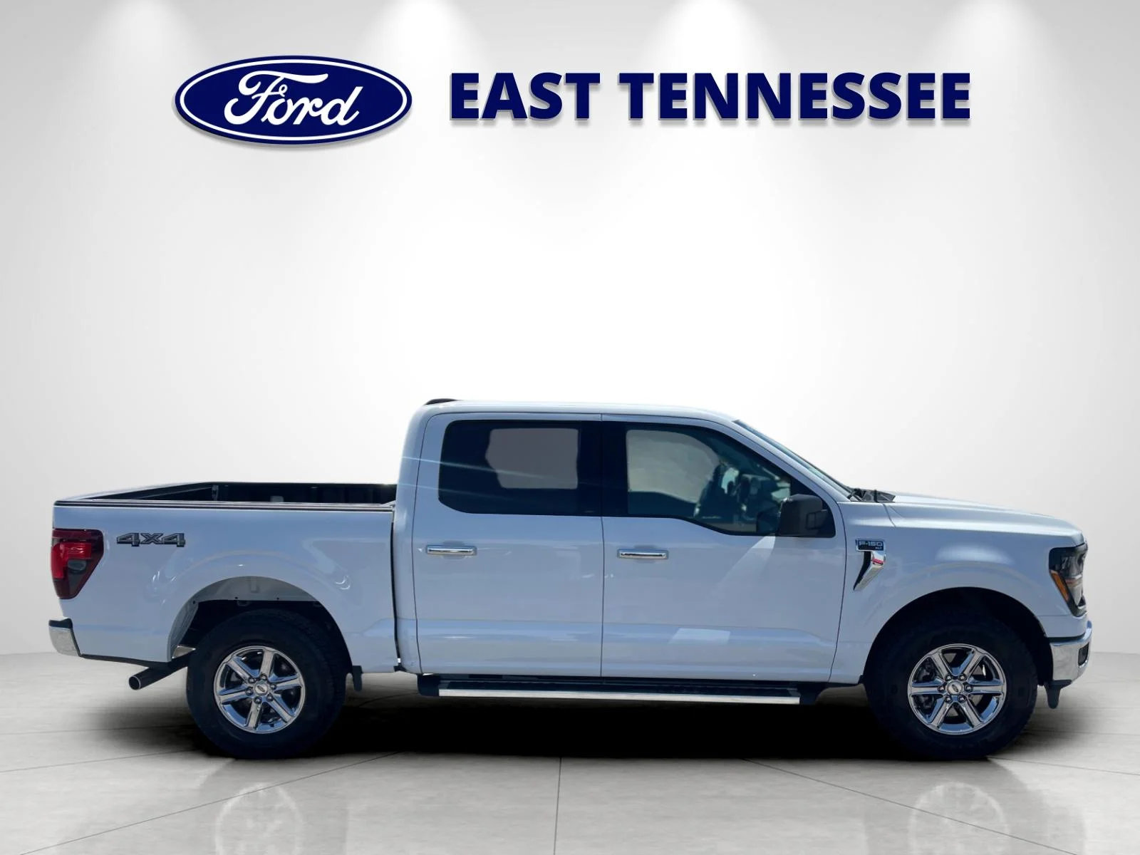 Used 2025 White Ford XLT image 2