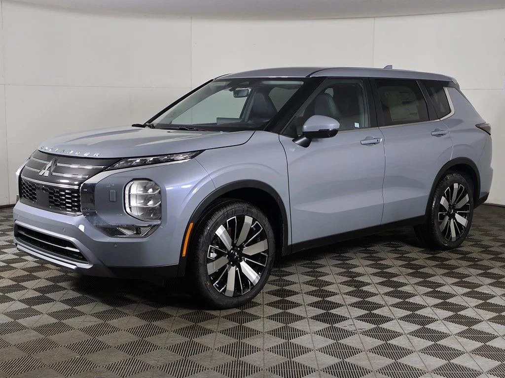 2026 Mitsubishi Outlander SE - Photo 10