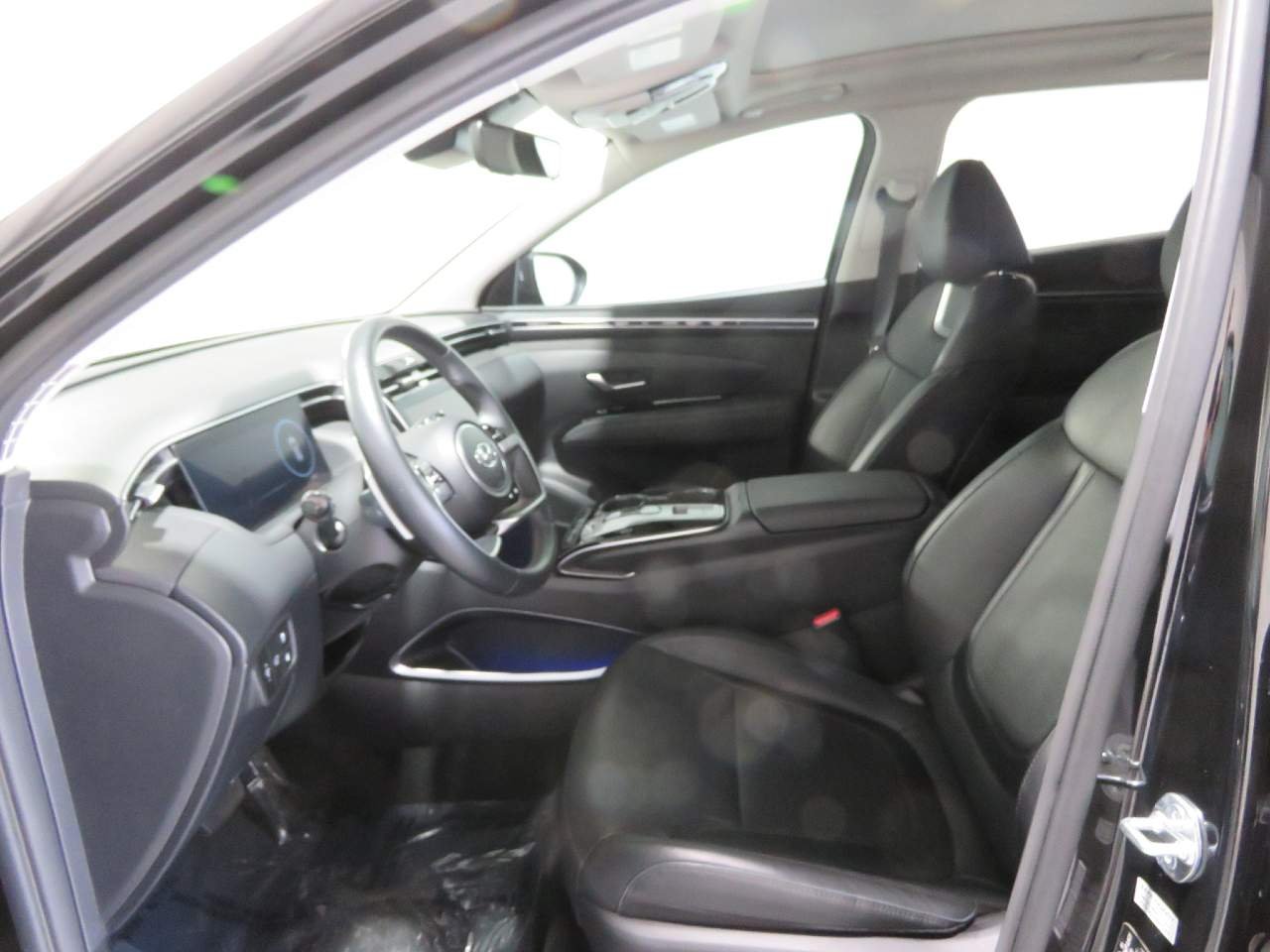 Certified Used 2024 Phantom Black Pearl Hyundai Limited image 14