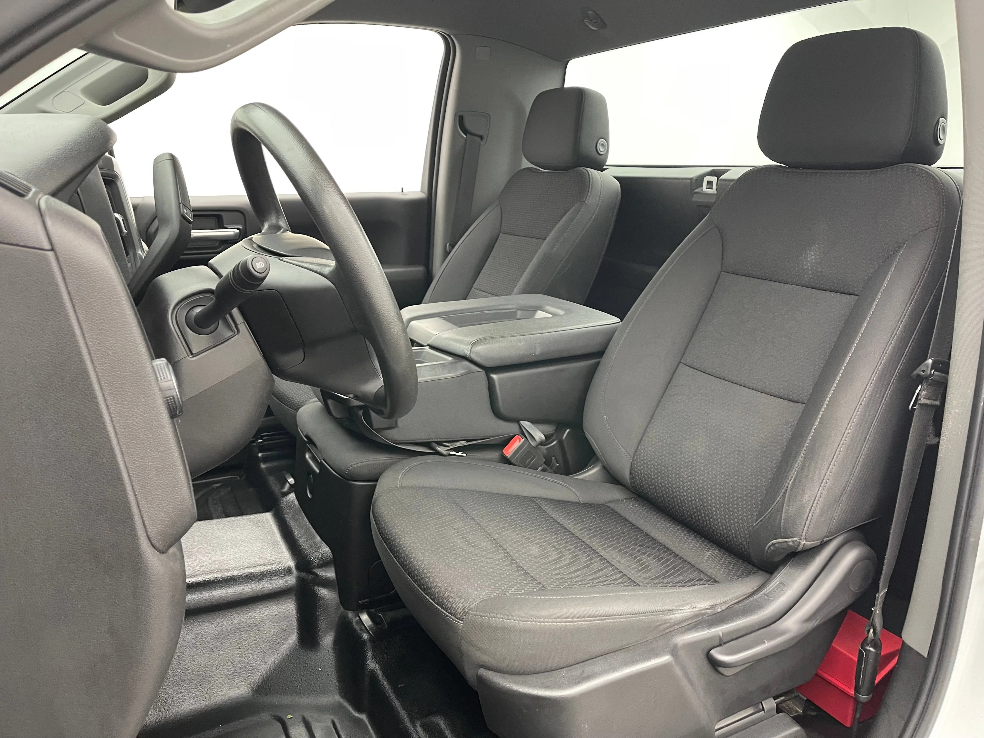 Used 2022 Summit White Chevrolet WT image 16