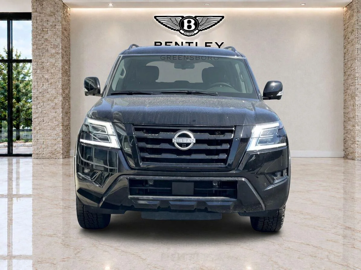Used 2023 Super Black Nissan SL image 8