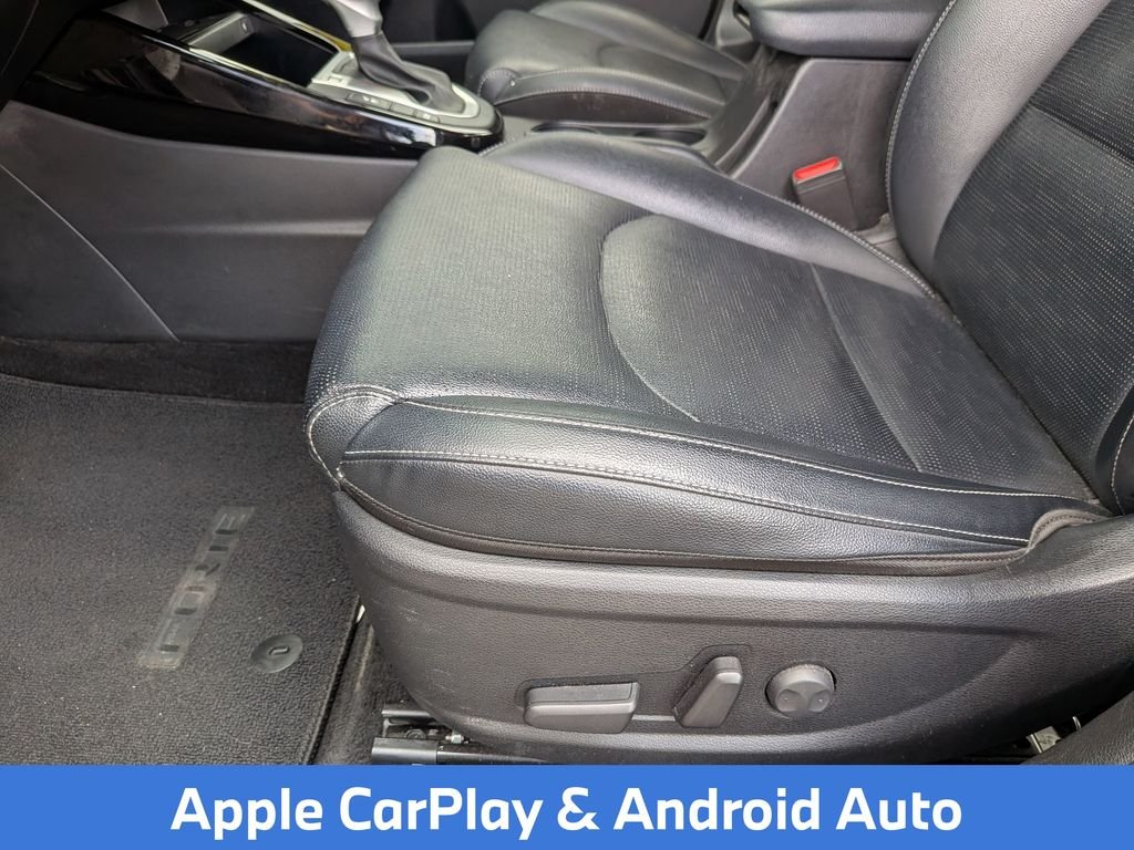 Used 2021 Gray Kia EX image 17