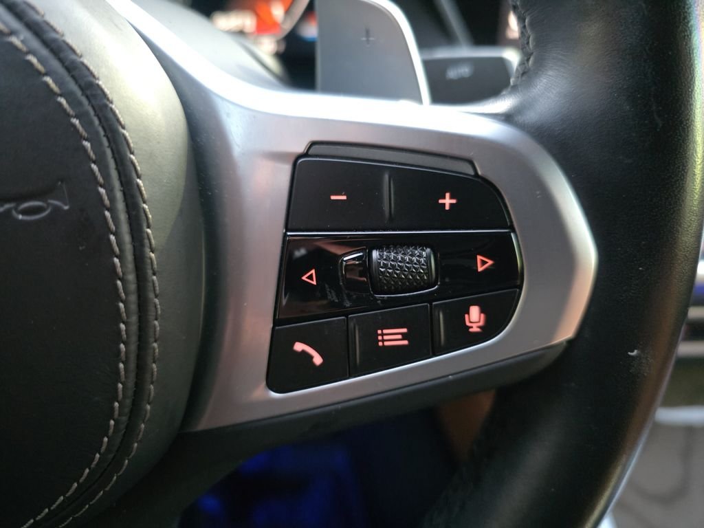 Used 2023 Black BMW M50i image 21