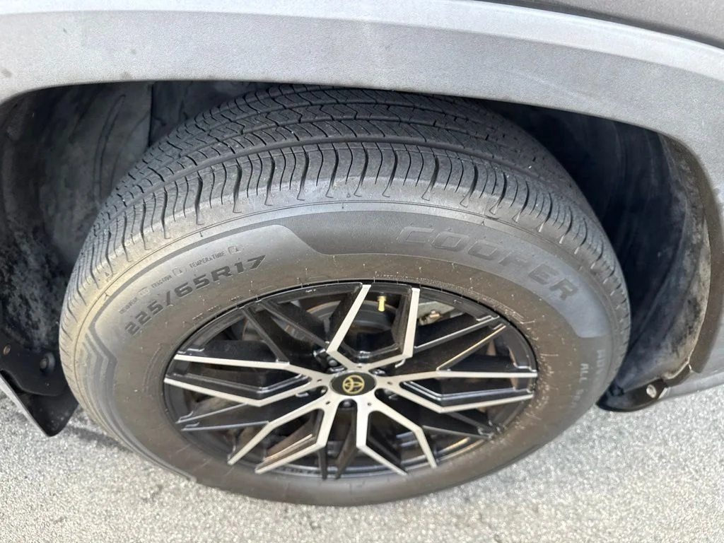 Used 2021 Gray Toyota XLE image 13