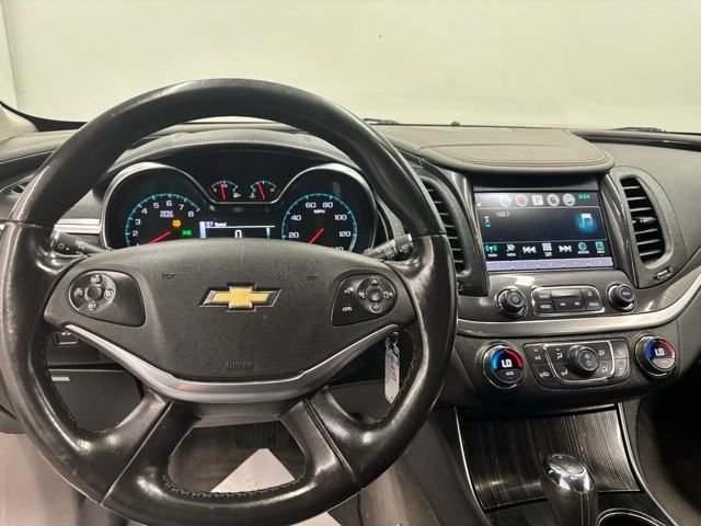 Used 2016 White Chevrolet LT image 14