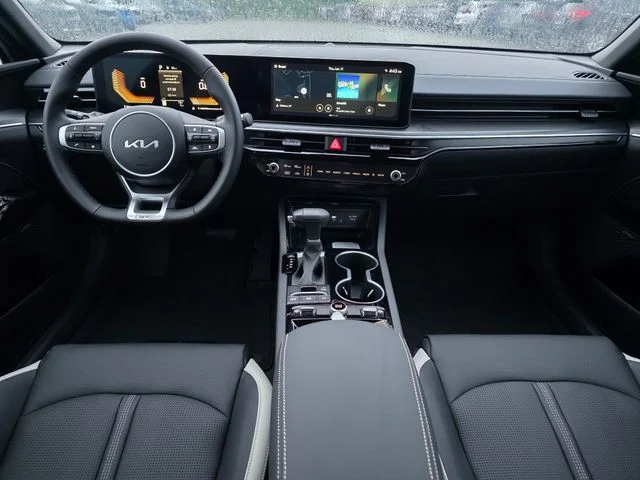 New 2026 Wolf Gray Kia GT-Line image 24