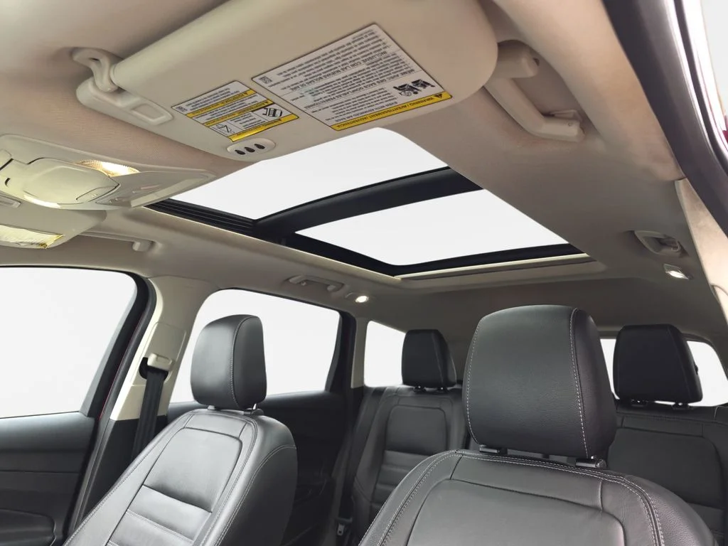 Used 2018 Red Ford Titanium image 28