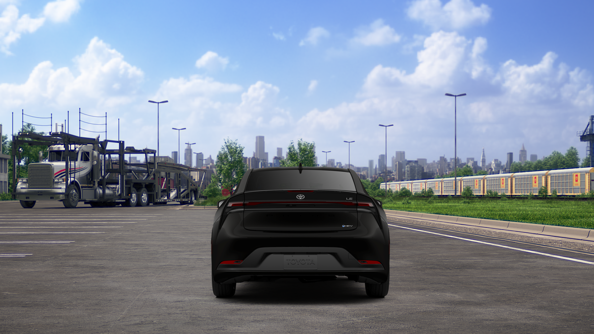 New 2027 Inked Toyota LE image 8