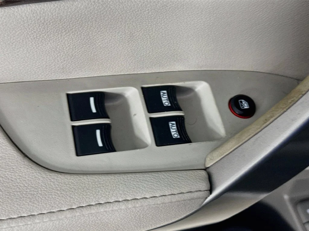 Used 2012 Gray Acura 3.7L image 21