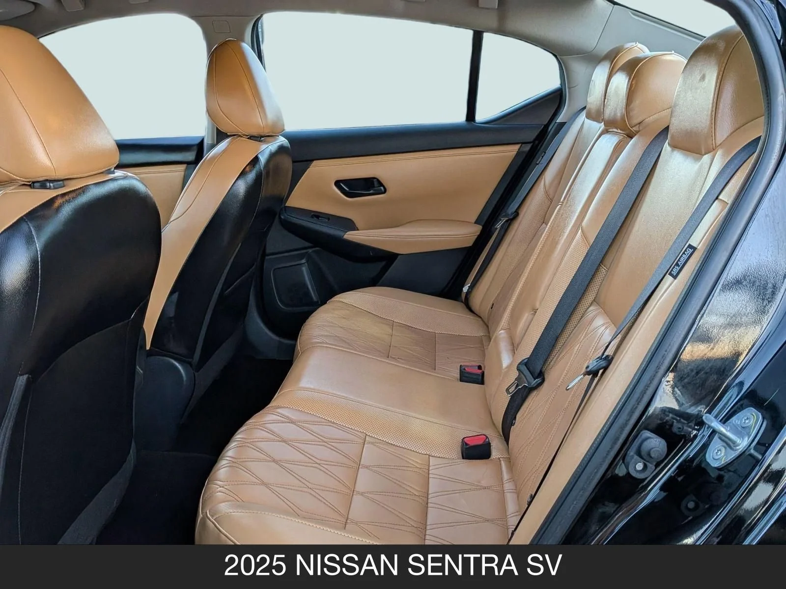 Used 2025 Super Black Nissan SV image 14