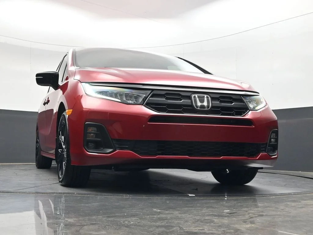 New 2026 Radiant Red Metallic II Honda Sport-L image 36